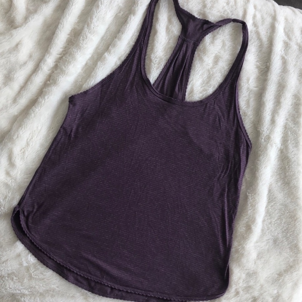 Lululemon 105F singlet